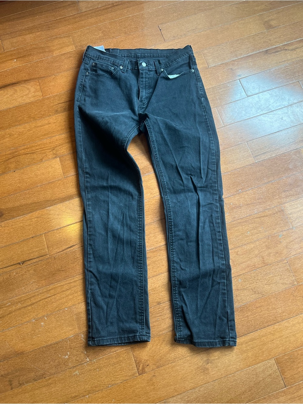 Levi's Men's Black Straight Jeans